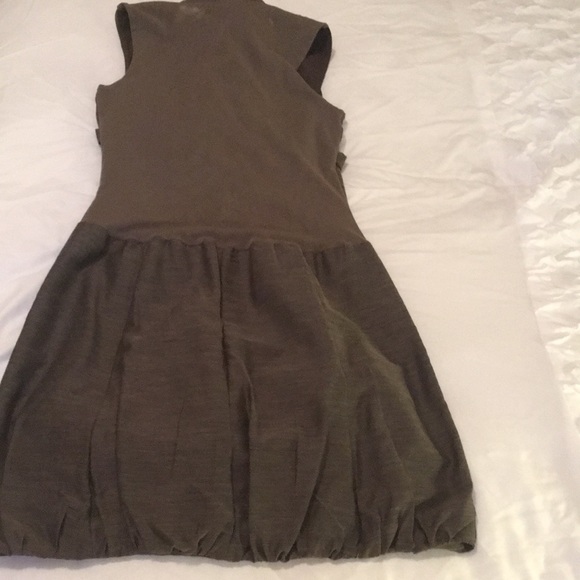 Siste’s Made in Italy Elegant Dress - NEW Sz SMALL - Picture 3 of 11